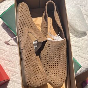Lucky Brand Women's Tan Slip-On Shoes